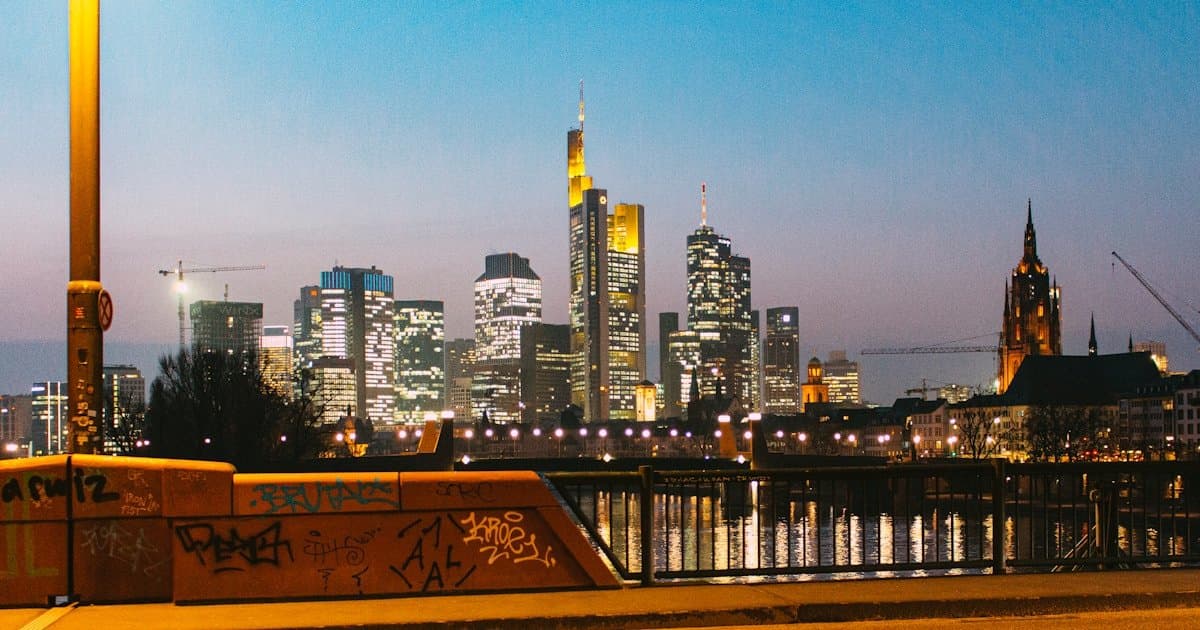 Frankfurt Stadtansicht – Kühllastberechnung