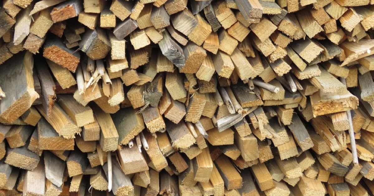 Förderung Heizungstausch 2026 – Wärmepumpe, Pellet und Fernwärme im Vergleich